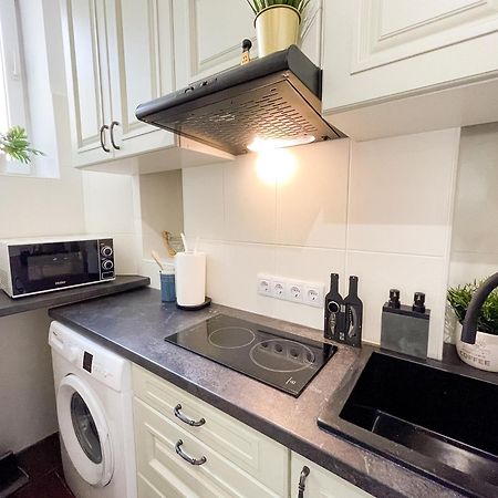 Charming Apartments In The Heart Of Lviv - Valova, Nasypna Str Luaran gambar
