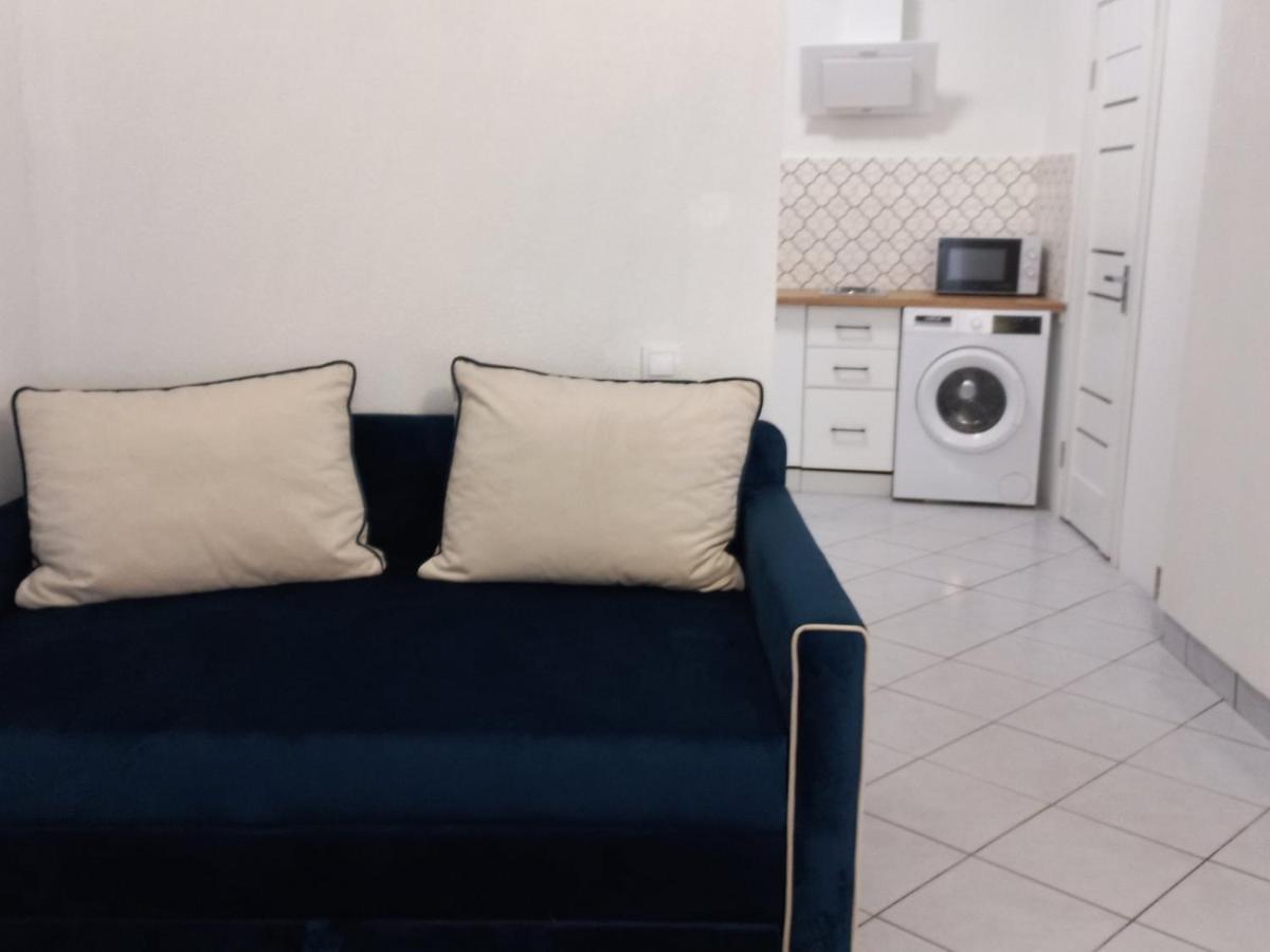 Charming Apartments In The Heart Of Lviv - Valova, Nasypna Str Luaran gambar