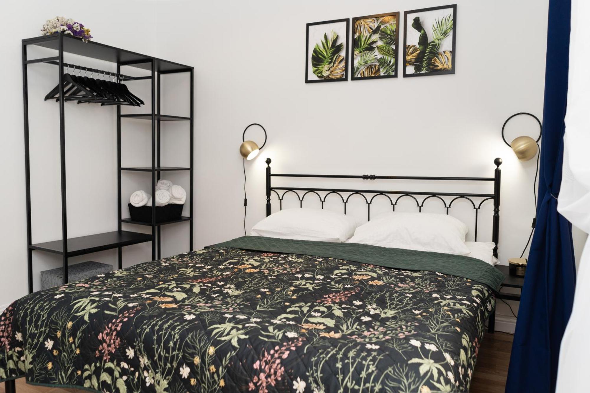 Charming Apartments In The Heart Of Lviv - Valova, Nasypna Str Luaran gambar