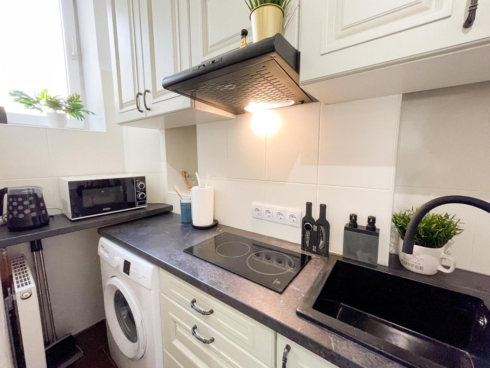 Charming Apartments In The Heart Of Lviv - Valova, Nasypna Str Luaran gambar