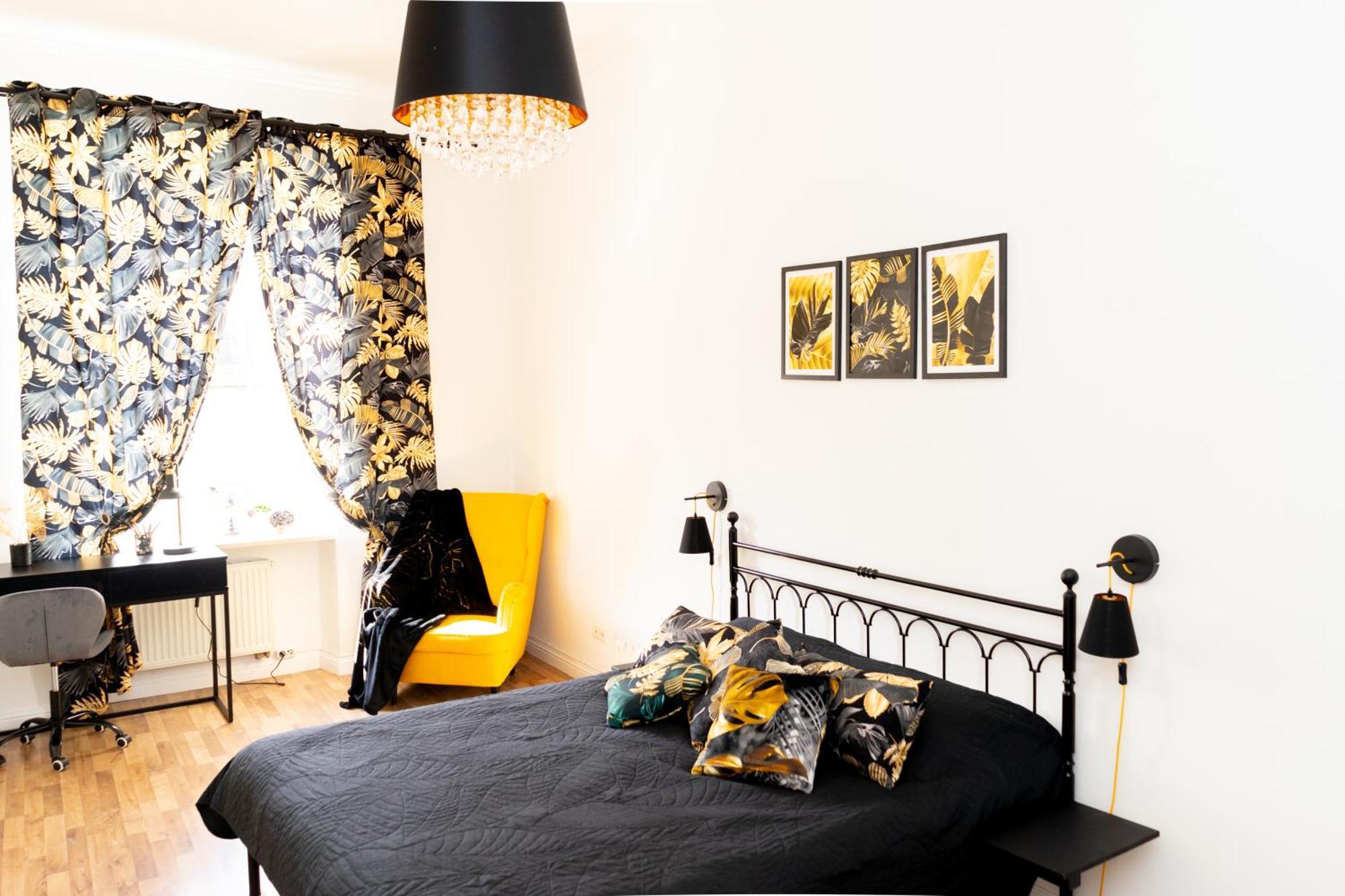 Charming Apartments In The Heart Of Lviv - Valova, Nasypna Str Luaran gambar
