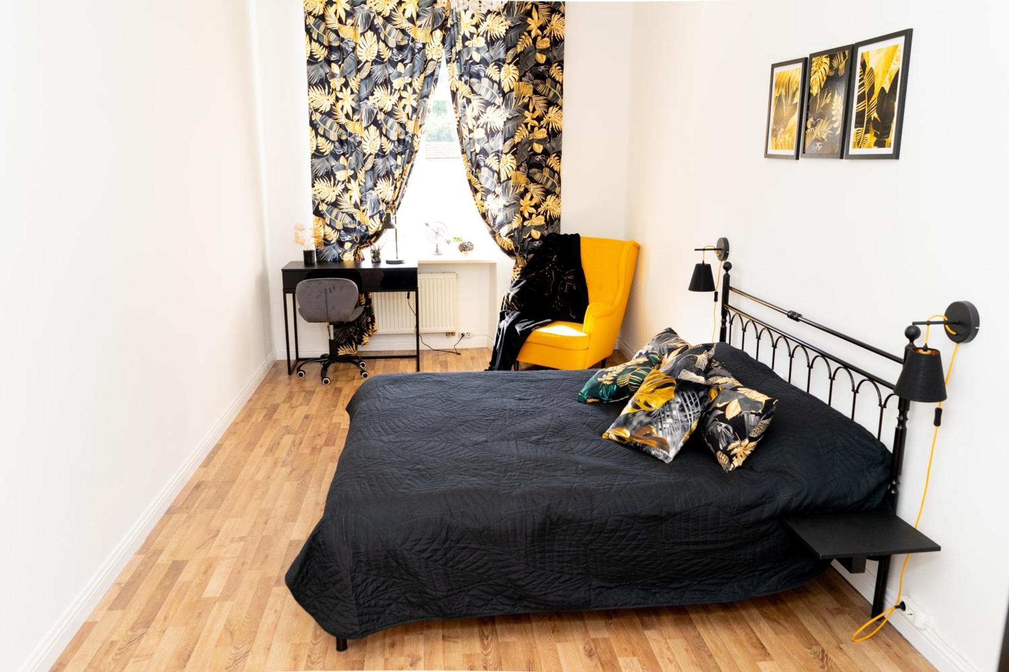 Charming Apartments In The Heart Of Lviv - Valova, Nasypna Str Luaran gambar