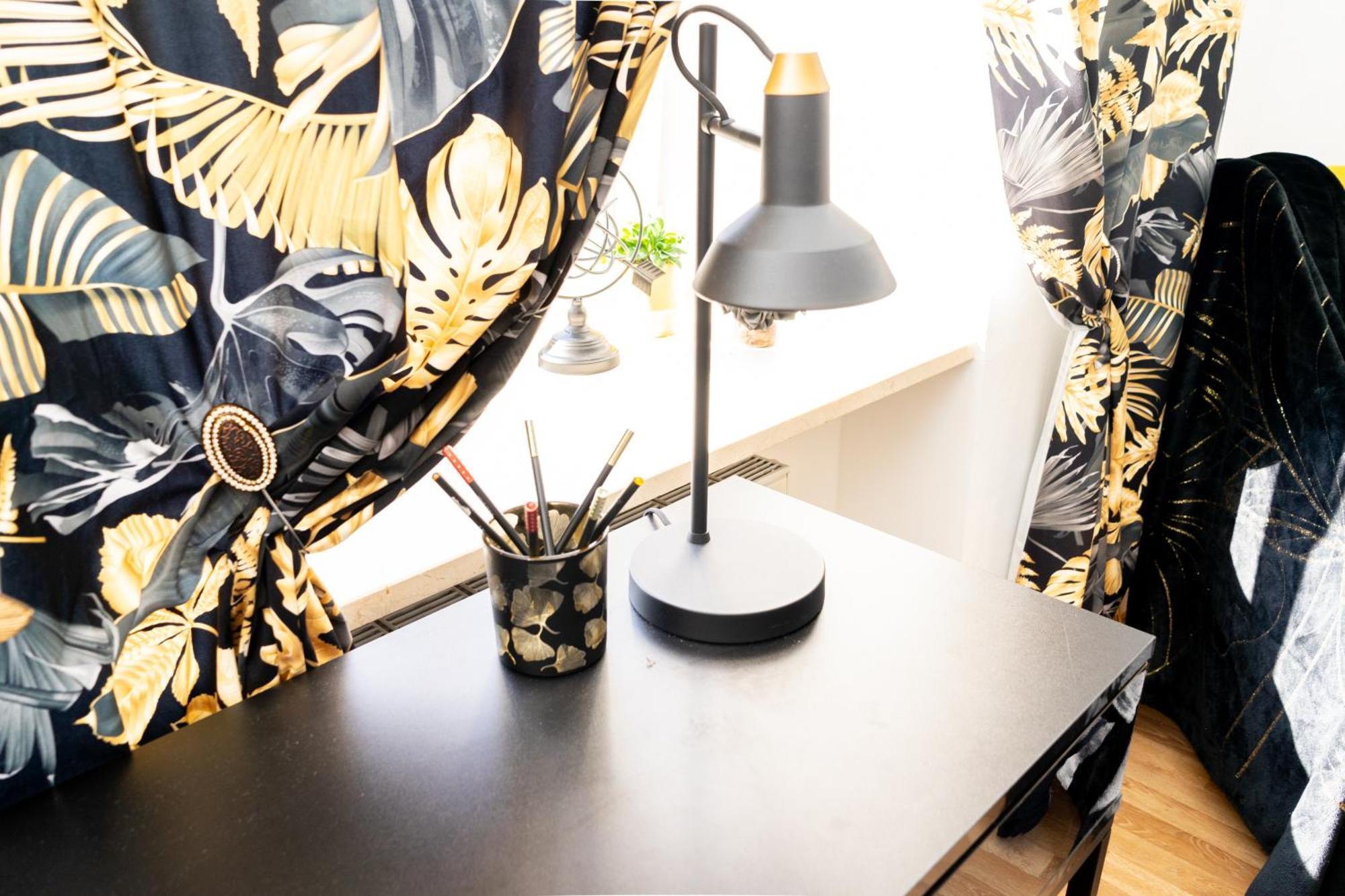 Charming Apartments In The Heart Of Lviv - Valova, Nasypna Str Luaran gambar